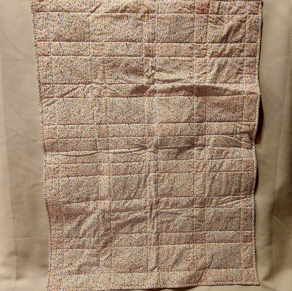 Handmade Alphabet baby Quilt 32.5 in X 44 in - Picture 8 of 9